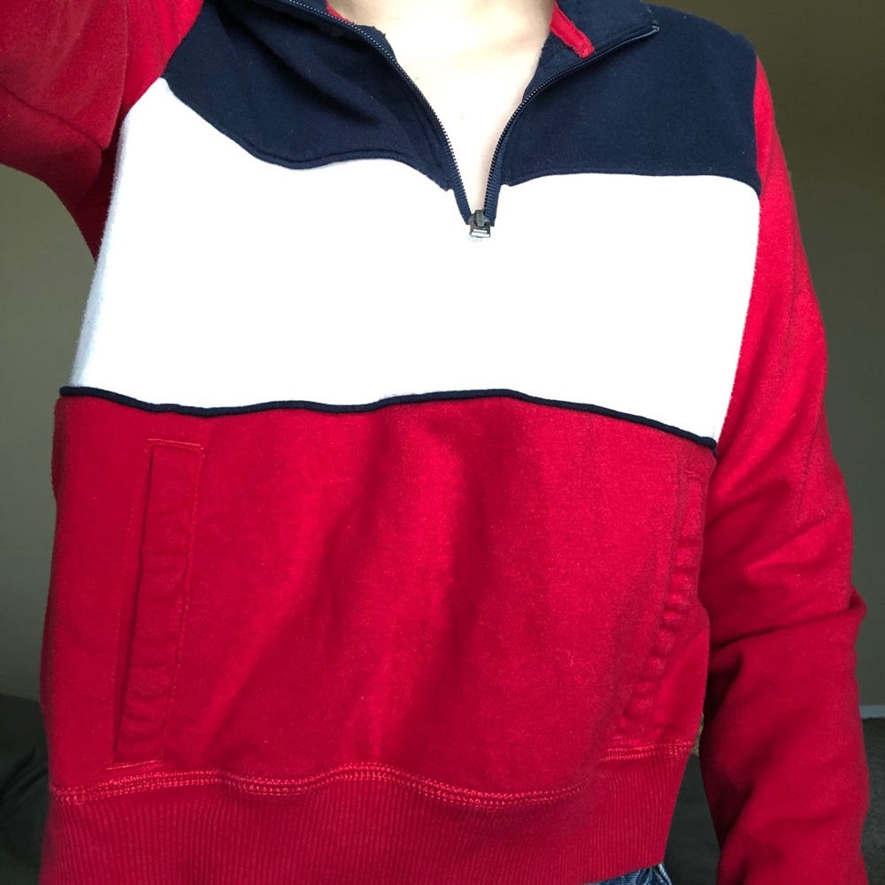 Hollister crop top